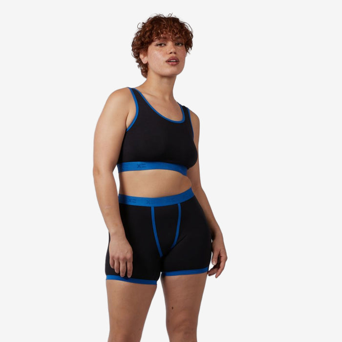 Model: Ariana is 5'7" and wears a medium