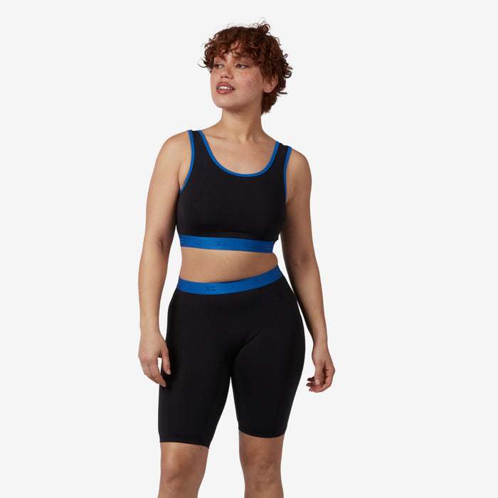 Model: Ariana is 5'7" and wears a medium