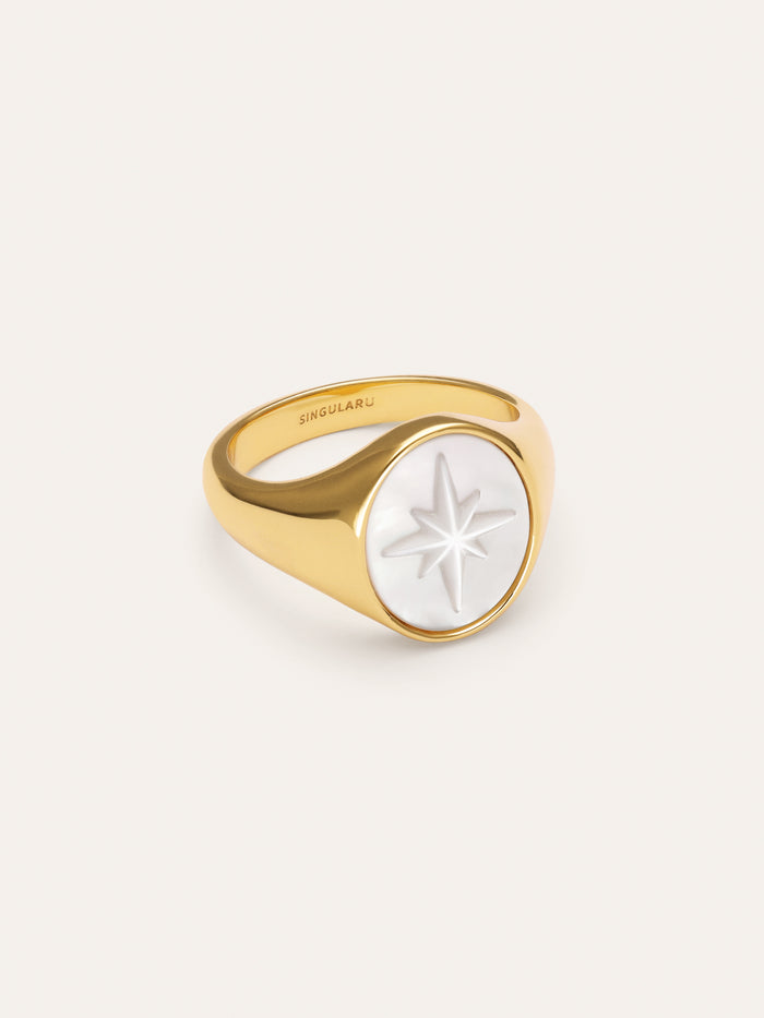 Anillo Rosa de Los Vientos Nácar Baño Oro