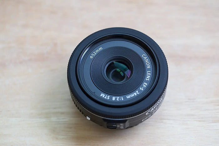 Canon EF-S 24mm f/2.8 STM Lens (UNBOXED) - Unboxify