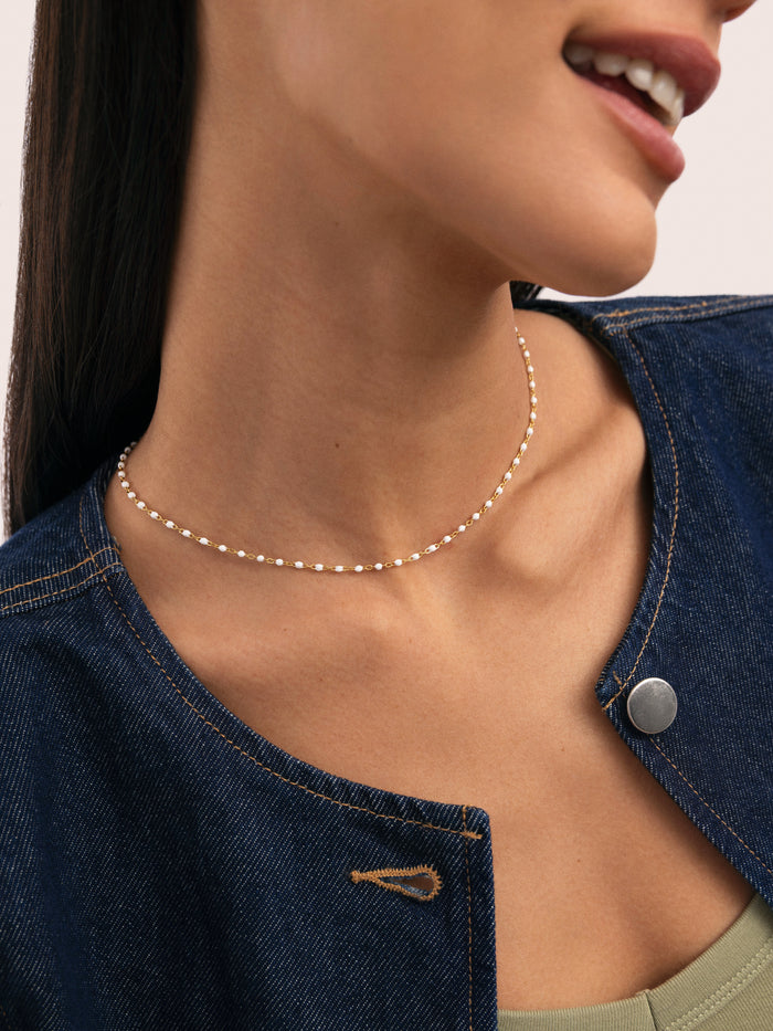 Collar Dots Enamel Blanco Acero Baño Oro