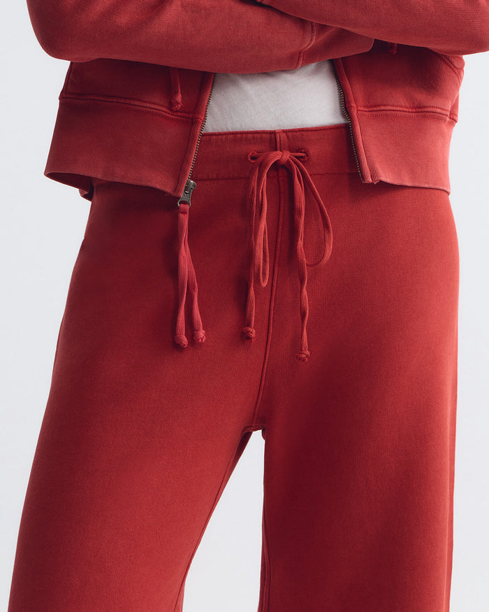 WASHED RED