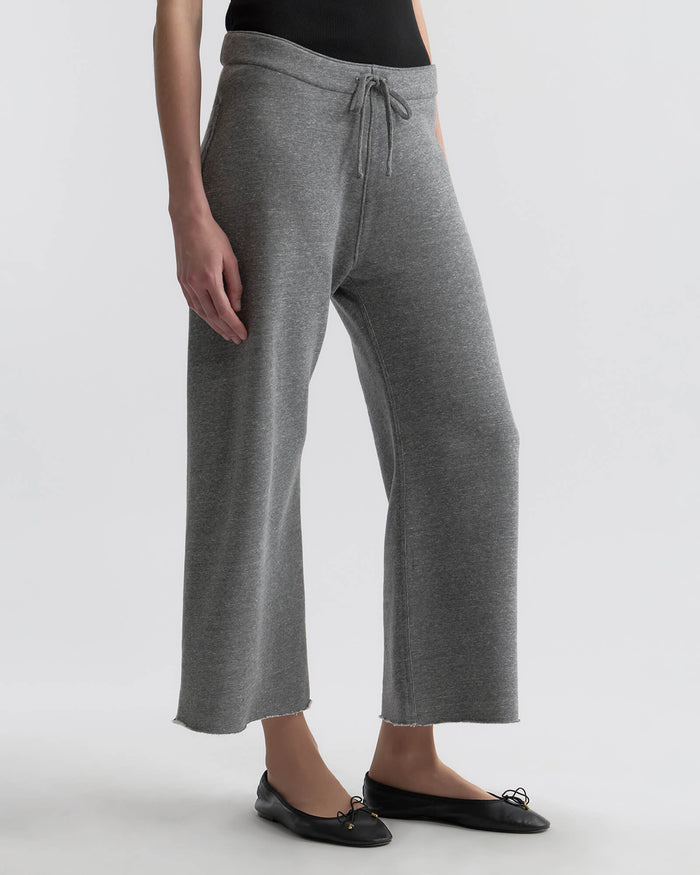 HEATHER GREY