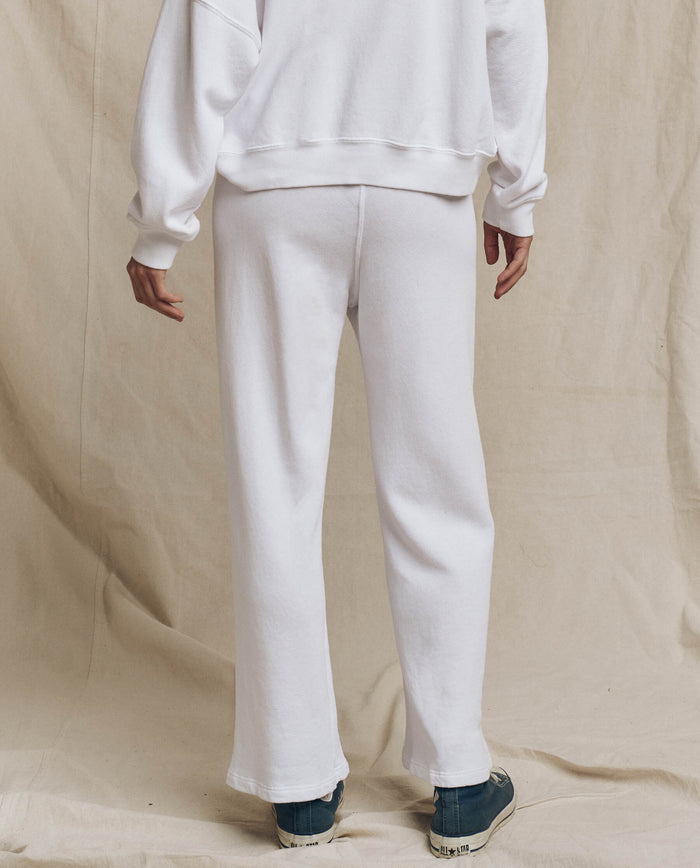 The Lap Sweatpant. Solid -- True White SWEATPANTS THE GREAT. FALL 24 KNITS