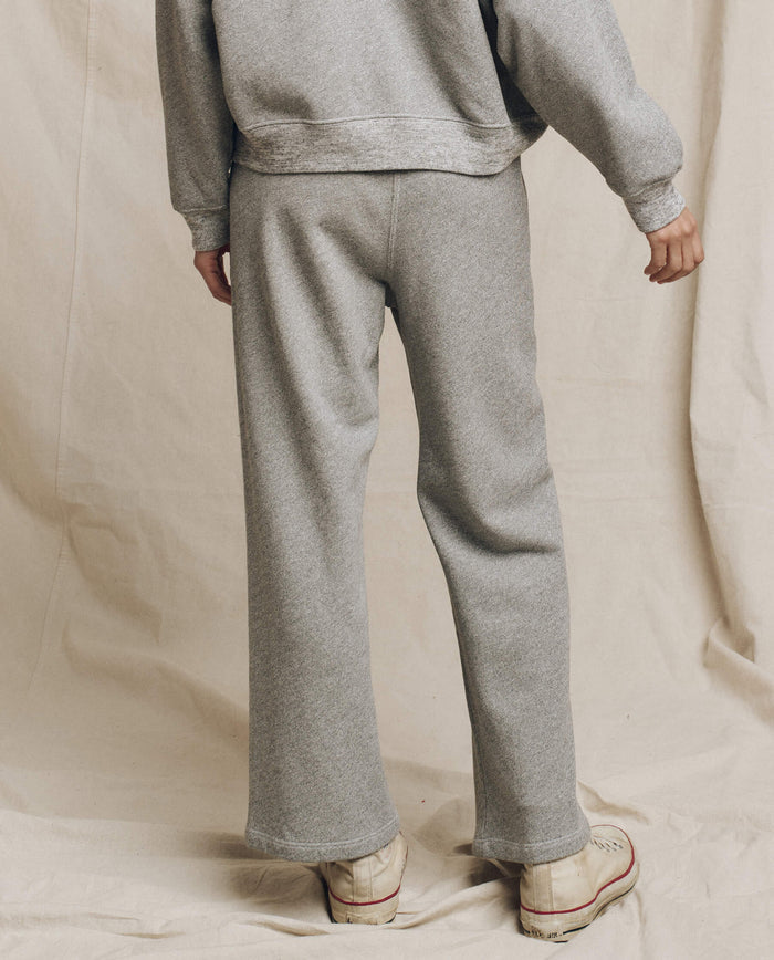 The Lap Sweatpant. Solid -- Varsity Grey SWEATPANTS THE GREAT. FALL 24 KNITS