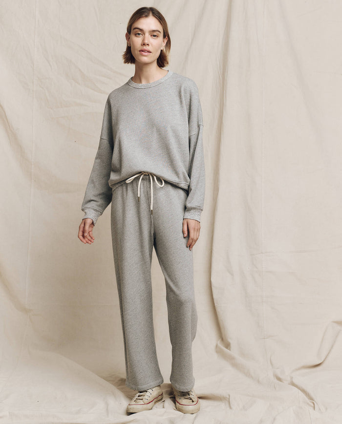 The Lap Sweatpant. Solid -- Varsity Grey SWEATPANTS THE GREAT. FALL 24 KNITS