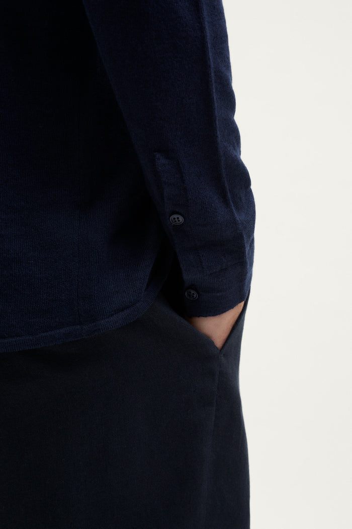 the linen cotton knit shirt blue navy