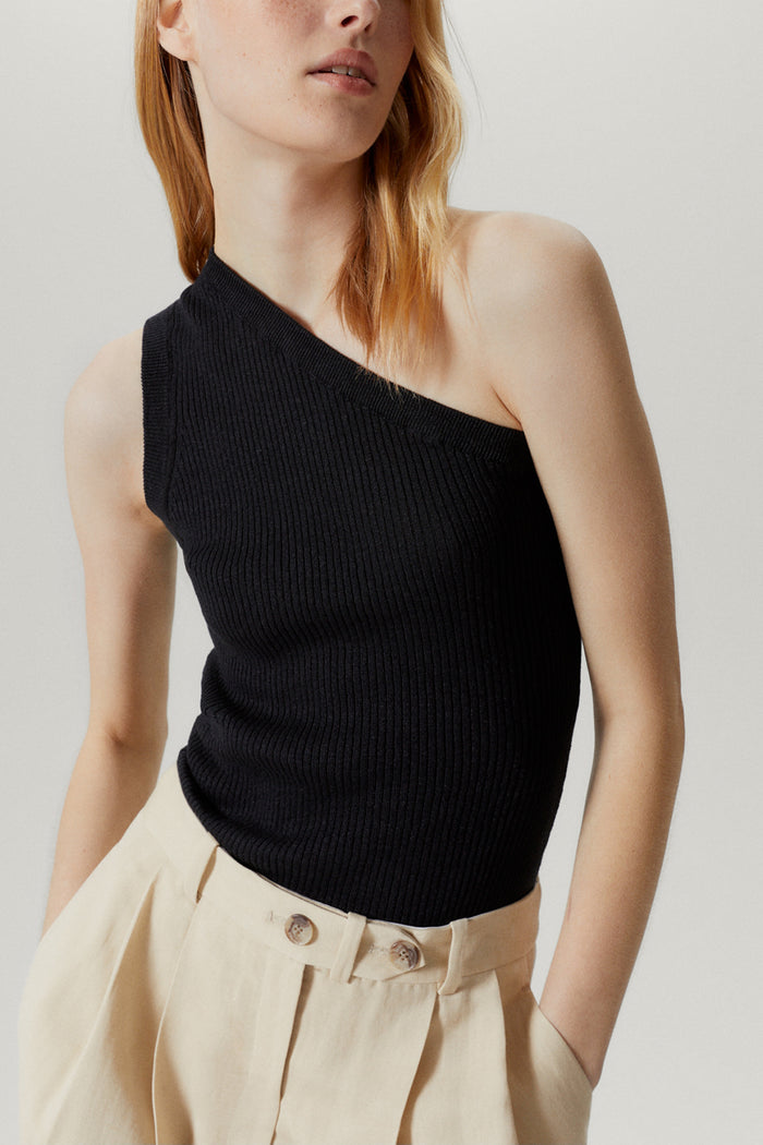 The Linen Cotton One-Shoulder Top