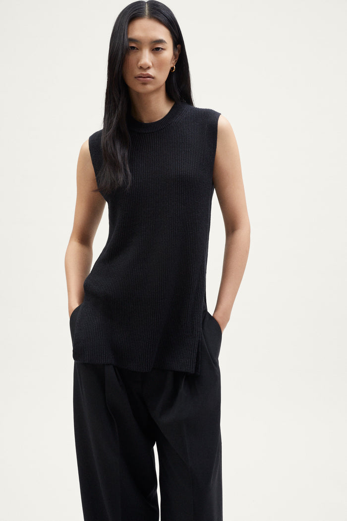 The Linen Cotton Ribbed Vest black