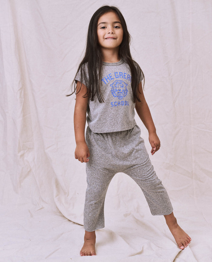 The Little Jersey Crop. -- Heather Grey SWEATPANTS THE GREAT. FALL 22 LITTLE