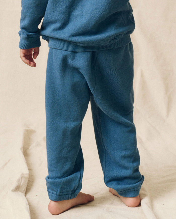 The Little Stadium Sweatpant. Solid -- Glacier Blue SWEATPANTS THE GREAT. HOL 23 LITTLE