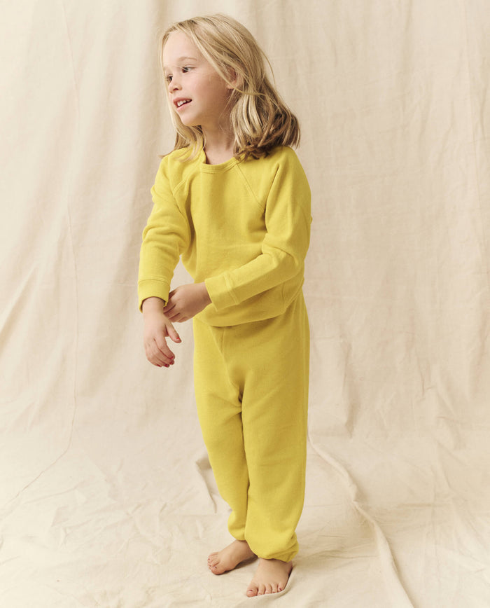 The Little Stadium Sweatpant. Solid -- Sunbeam SWEATPANTS THE GREAT. SP24 LITTLE