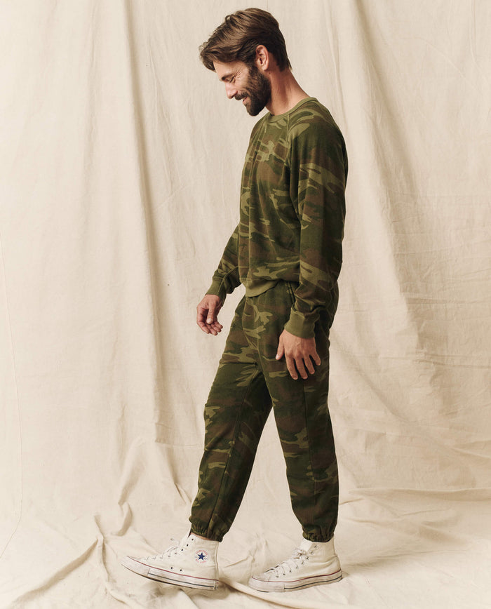 The Men's College Sweatshirt. -- Deep Woods Camo SWEATSHIRTS THE GREAT. SP24 MEN CAMO