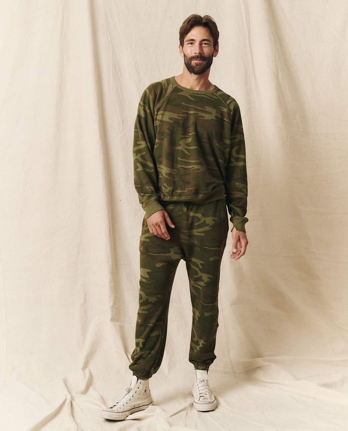 The Men's College Sweatshirt. -- Deep Woods Camo SWEATSHIRTS THE GREAT. SP24 MEN CAMO