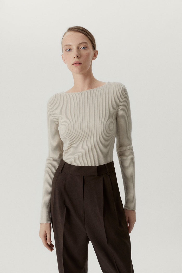 the merino wool back neckline top pearl