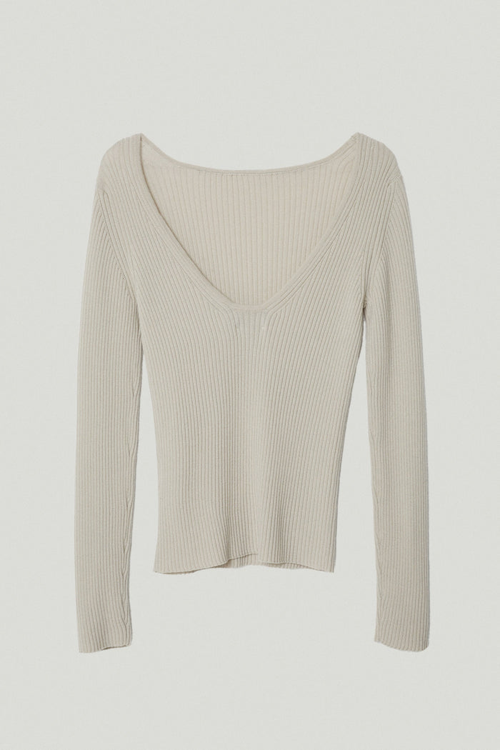 the merino wool back neckline top pearl