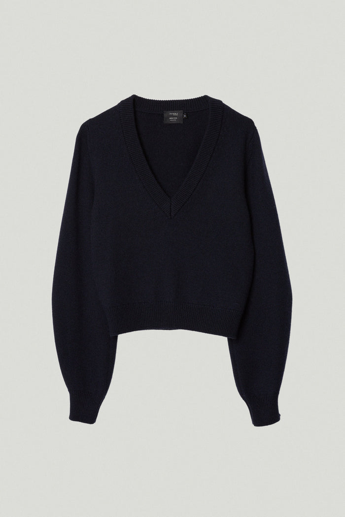 the merino wool cropped v neck oxford blue