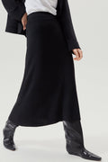 the merino wool flare skirt black