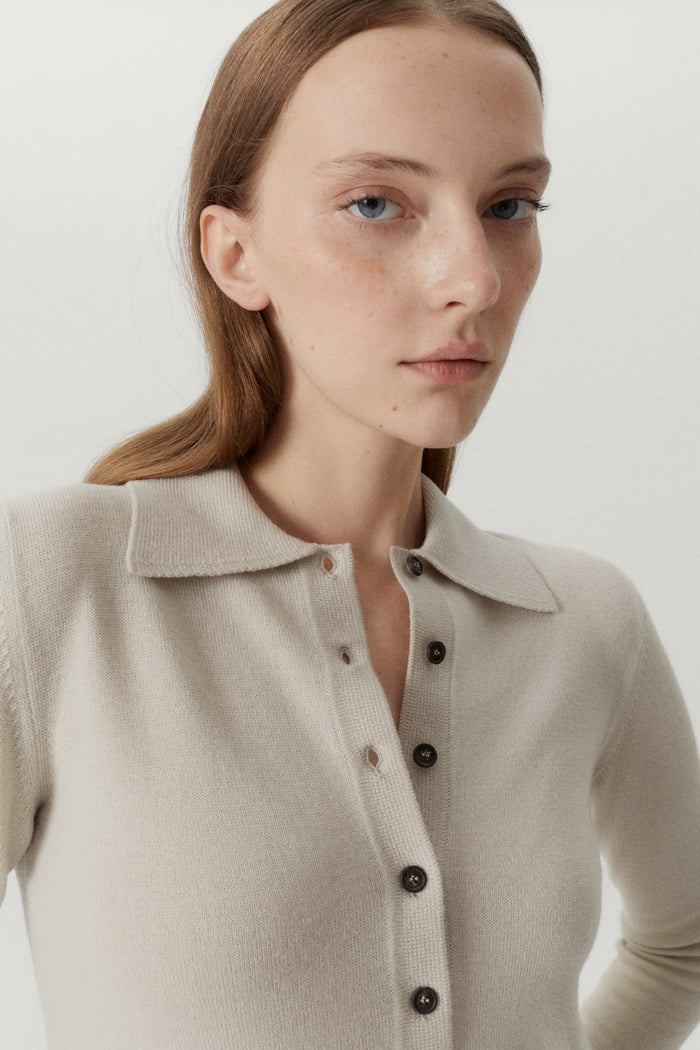 the merino wool knit polo pearl