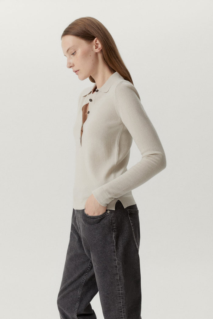 the merino wool knit polo pearl