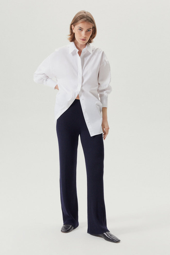 the merino wool ribbed pants x oxford blue