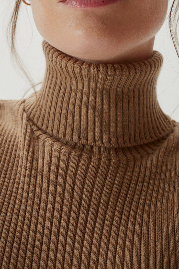 The Merino Wool Roll-Neck Top - Imperfect Version | Caramel