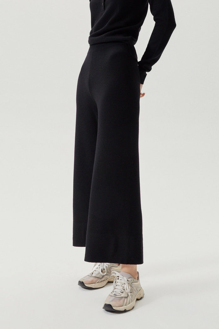 the merino wool wide leg pants new black