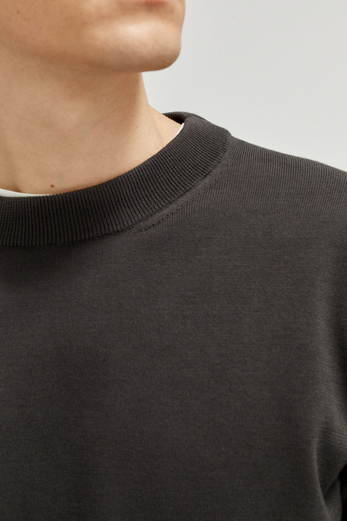 The Organic Cotton Knit T-Shirt graphite