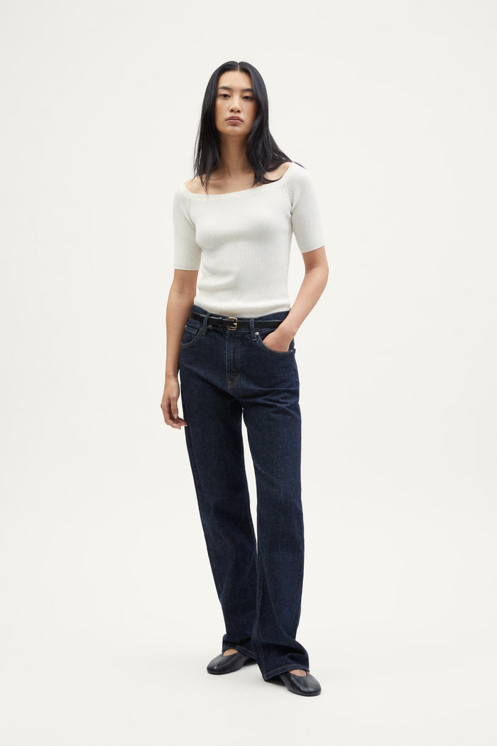 the organic cotton off the shoulder top milk white