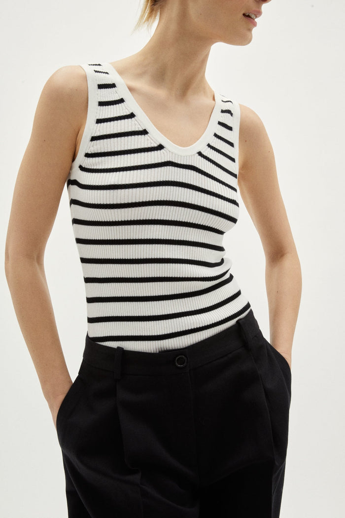 the organic cotton ribbed v neck tank top stripes