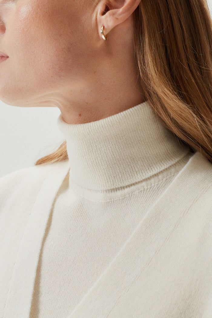 The Superior cashmere Chunky Cardigan - Ivory