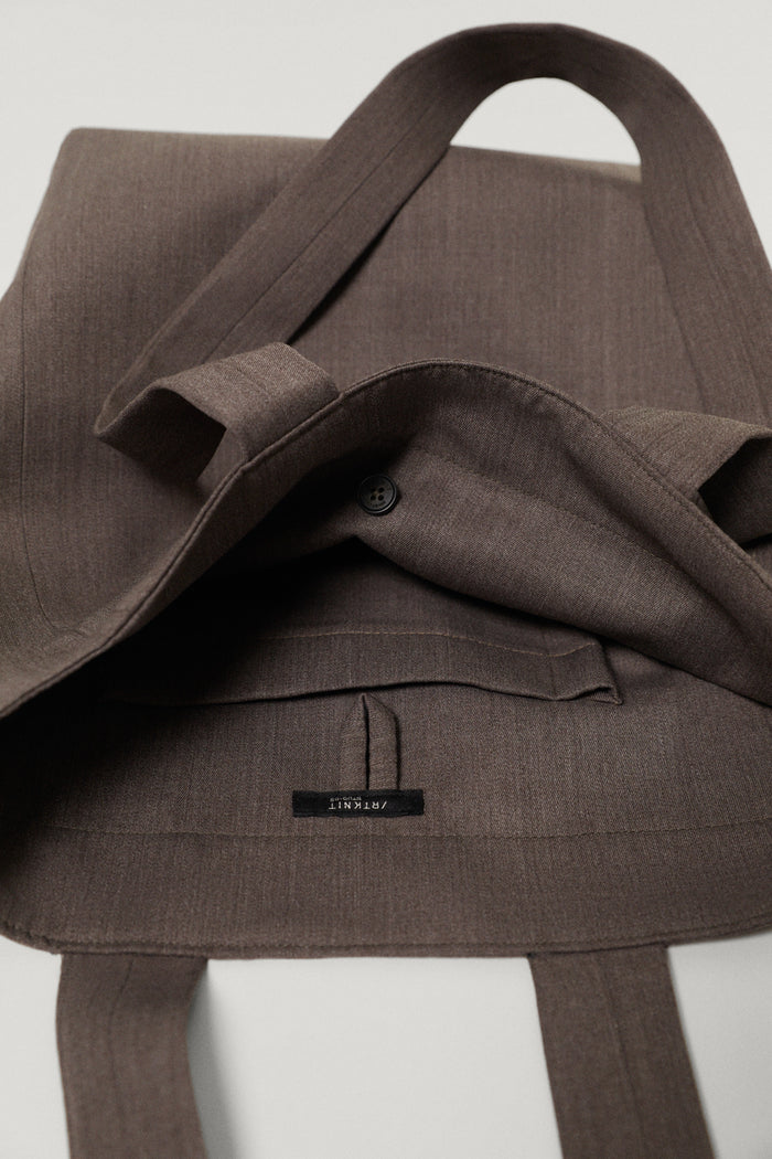 The Twill Wool Tote Bag taupe