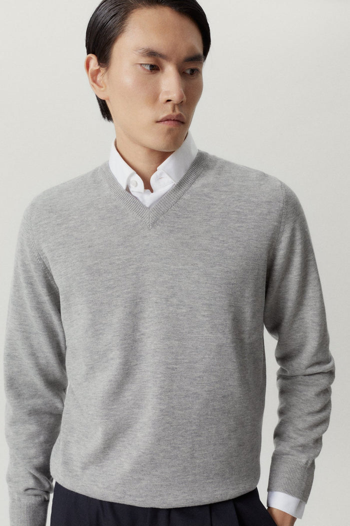 the ultrasoft v neck sweater grey melange