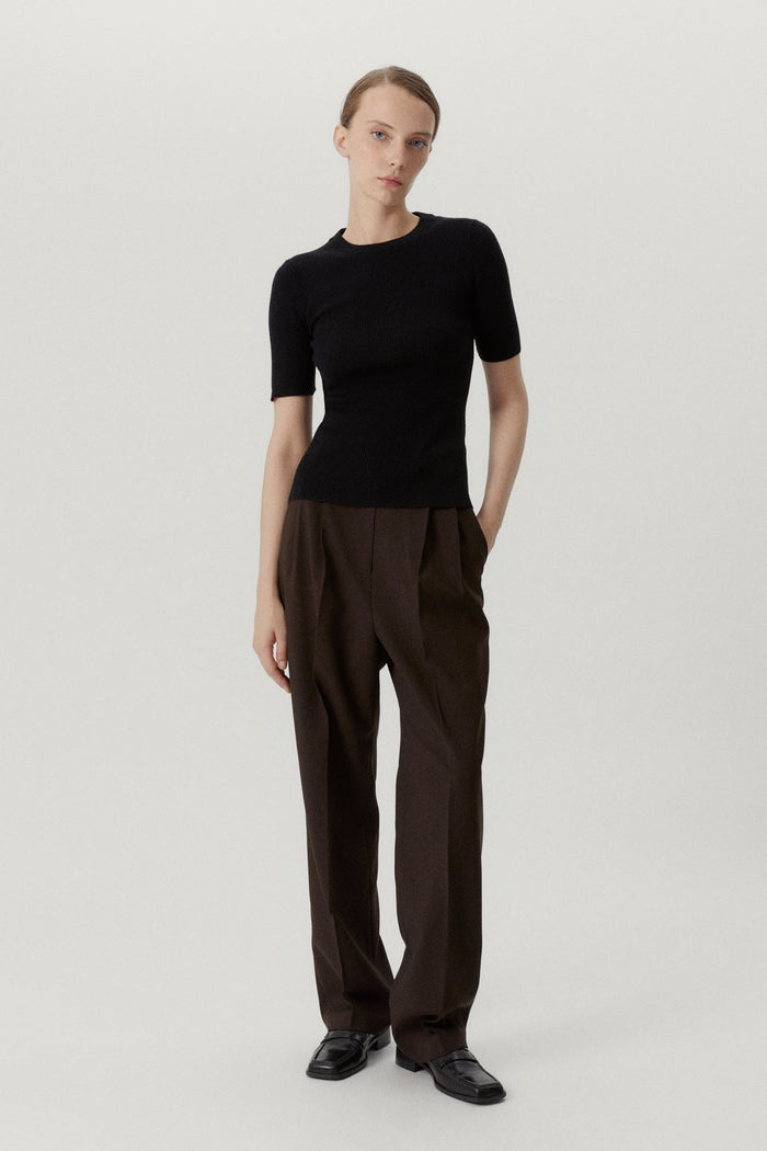 the ultrasoft wool ribbed t shirt black