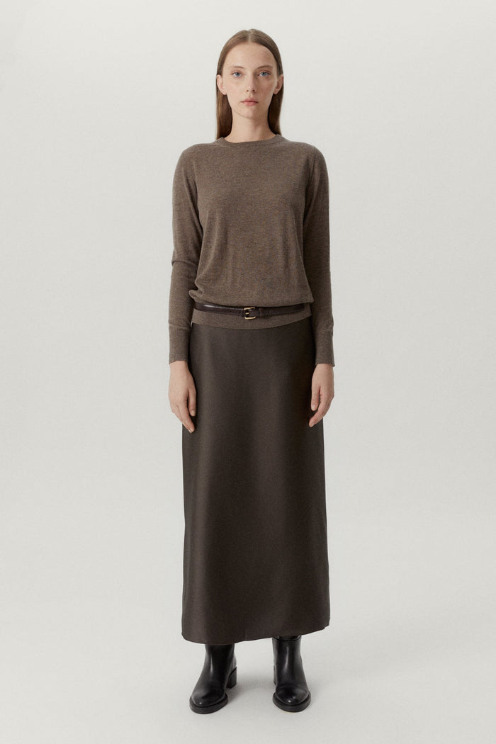 the ultrasoft wool round neck brown melange