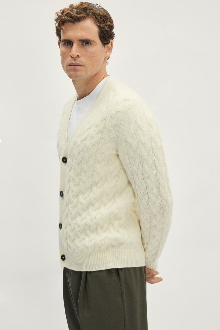 The Woolen Aran Cardigan - white