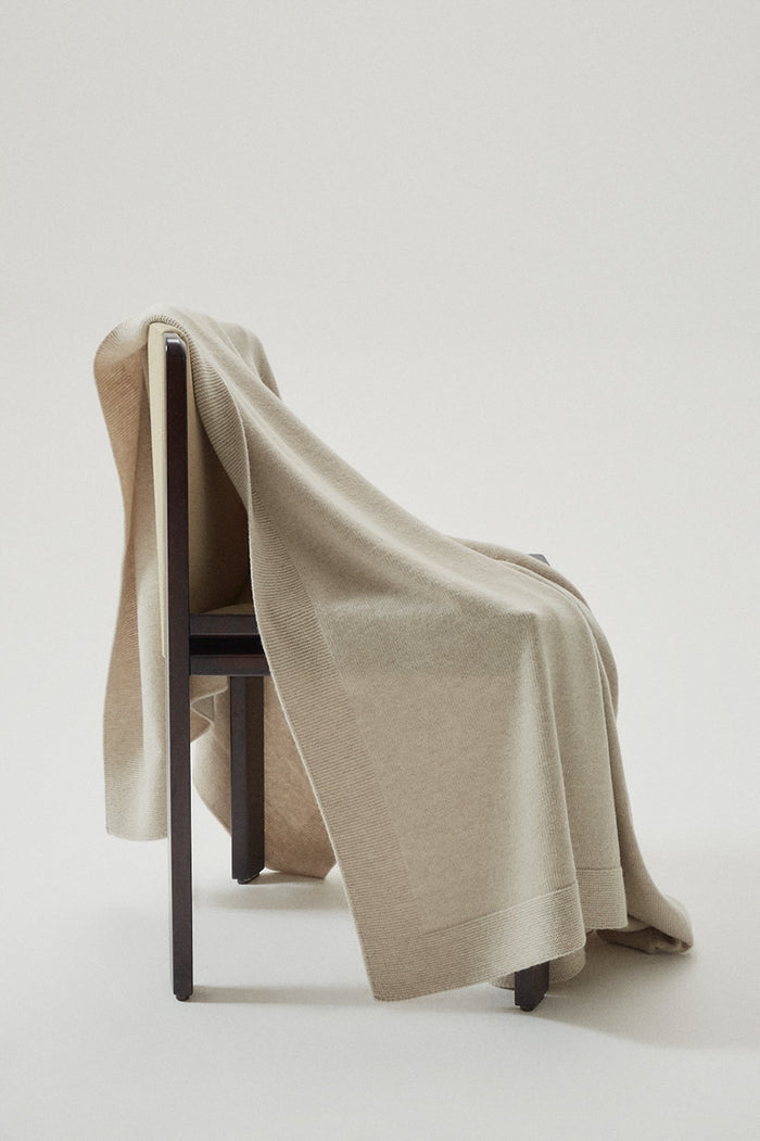 the woolen knit blanket ecru