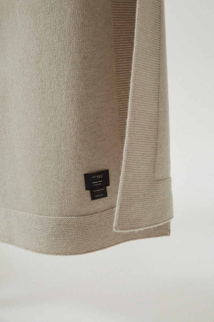 the woolen knit blanket ecru