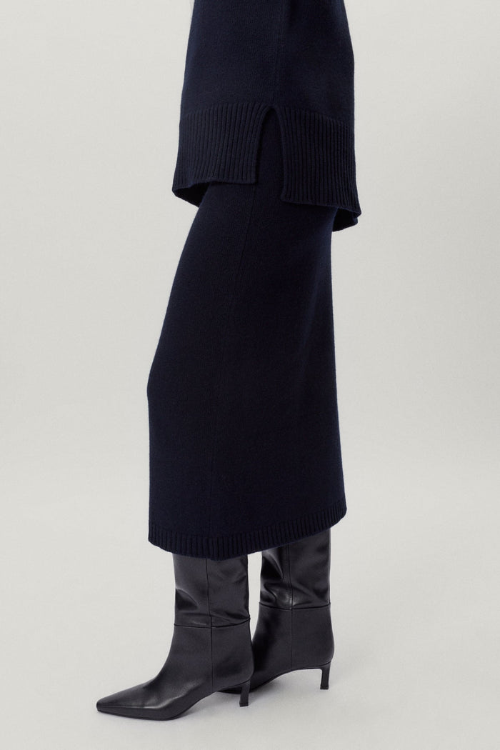 the woolen pencil skirt blue navy