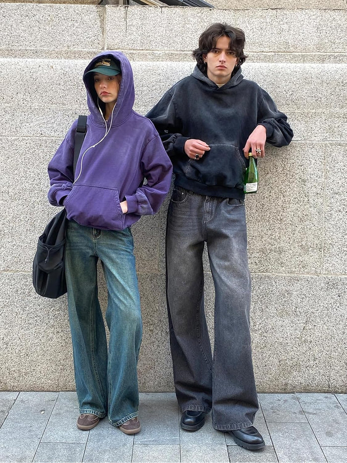 Vintage-Inspired Oversized Streetwear Hoodie