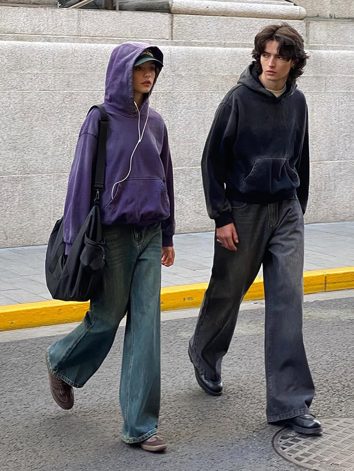 Vintage-Inspired Oversized Streetwear Hoodie